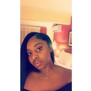 Meet your Posher, Niaire